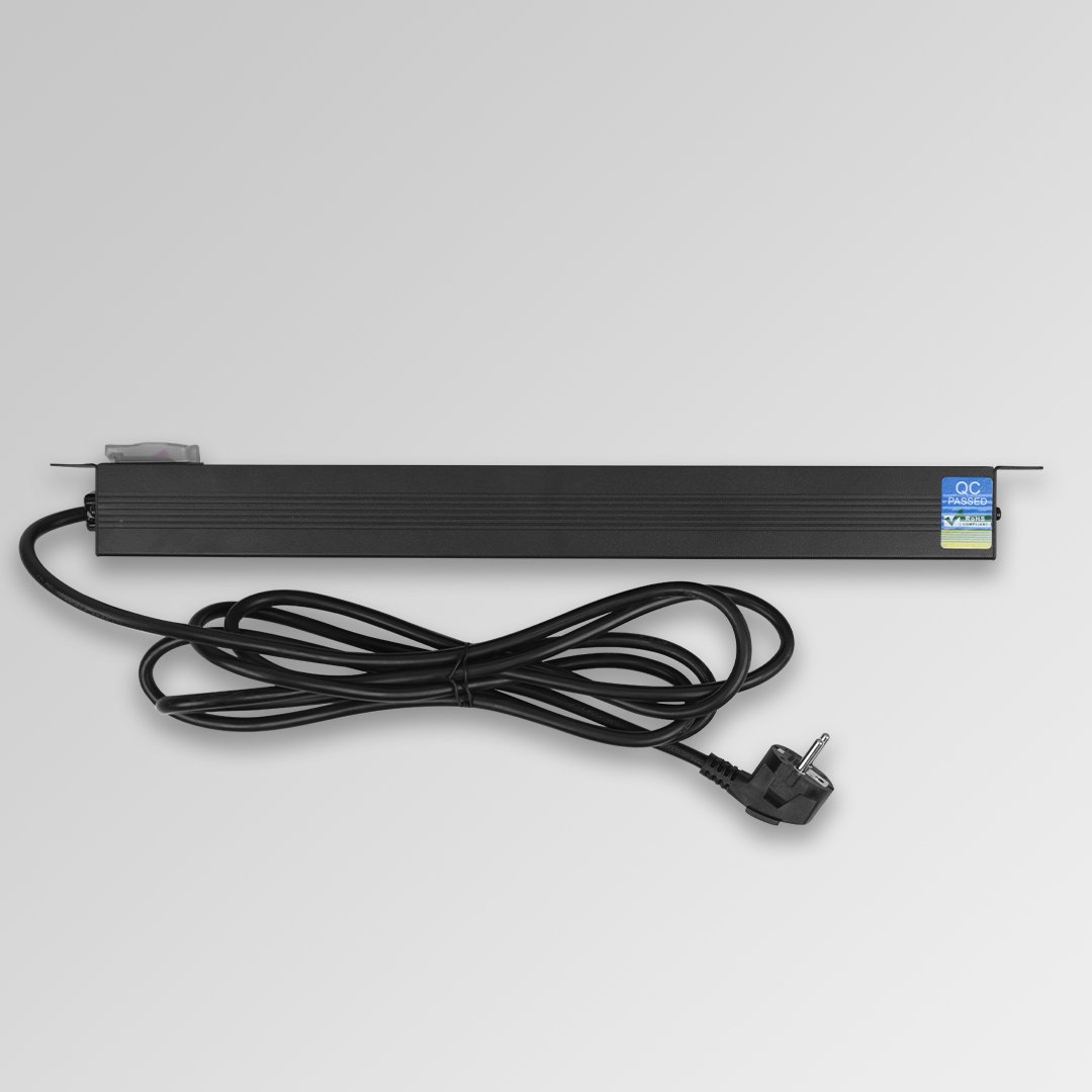 Power Distribution Unit 1U 8 Outlet Germany – P8G image 3